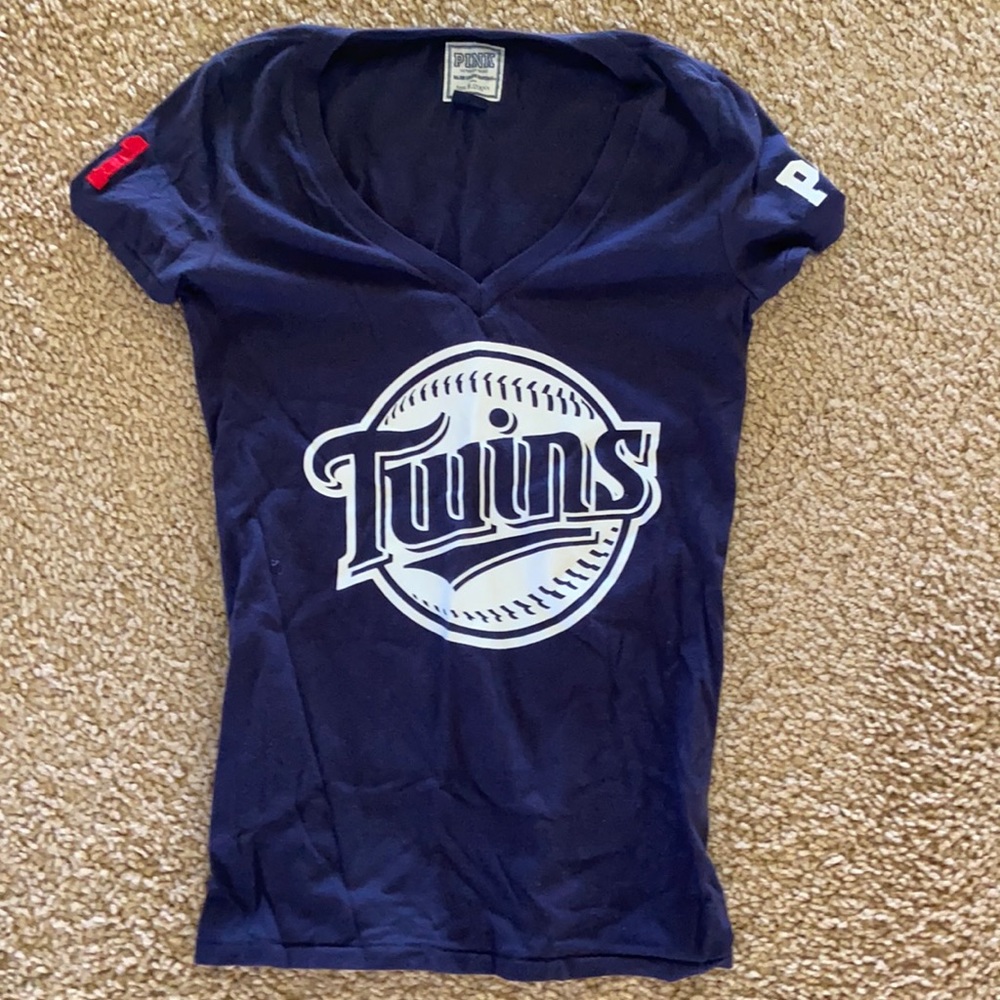Medium twins victoria secret shirt